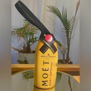 Moet & Chandon isotherm suit